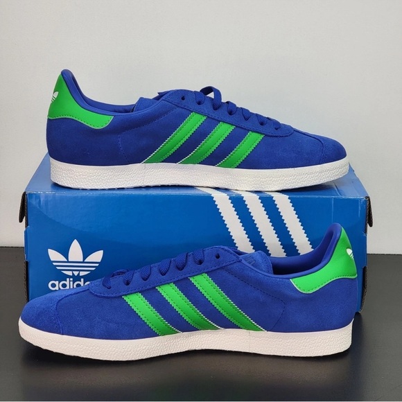 New with Damaged Box Adidas Gazelle Men\'s Size 11 Shoes Blue Green Athletic